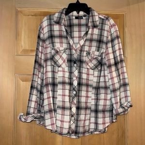 New never worn a.n.a shirt. Perfect for your cowgirl look!!